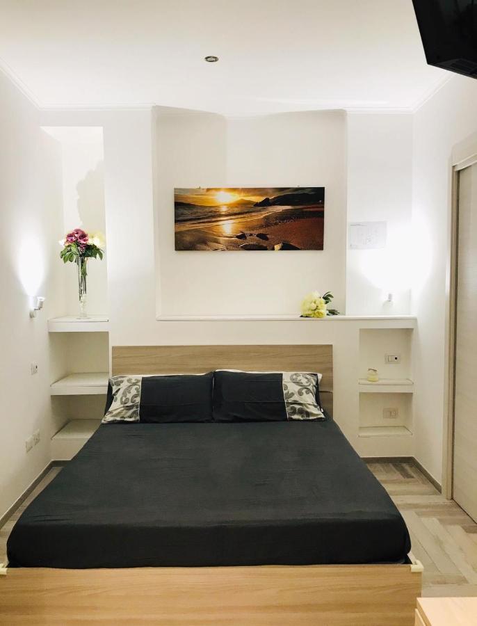 Appartamento Per Mare O Centro Storico Di Roma Lido di Ostia Ngoại thất bức ảnh